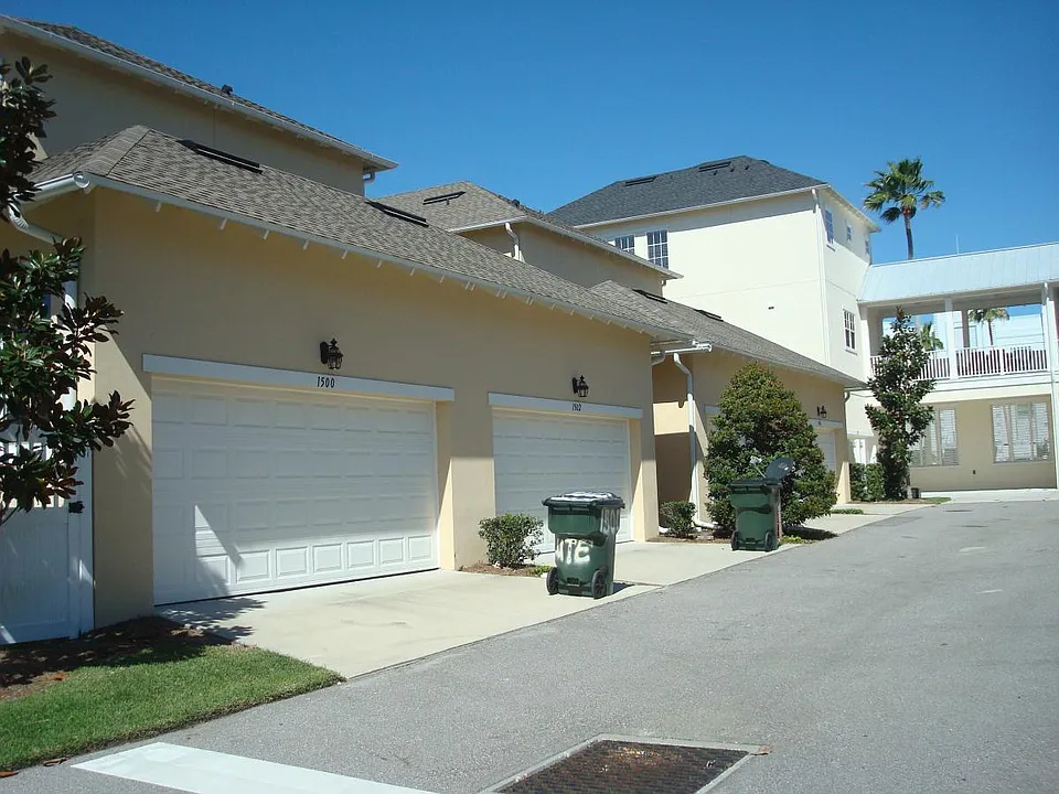 Double Garage