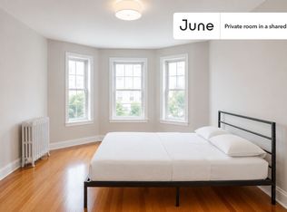 61 Lithgow St #D, Dorchester Center, MA 02124