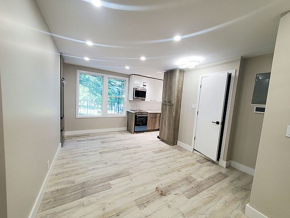 2nd image of 739 6th Ave #4R