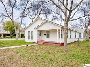 575 S Santa Clara Ave, New Braunfels, TX 78130