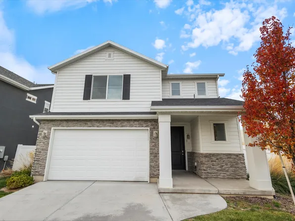 1546 W Parkview Dr, Syracuse, UT 84075