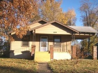 1009 E Lynn St, Springfield, MO 65802