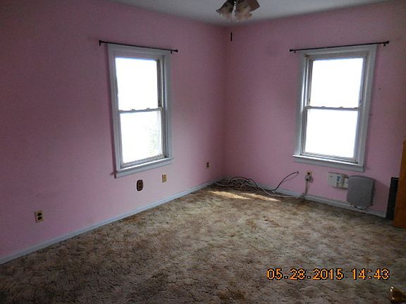 5th image of 408 Union Ave