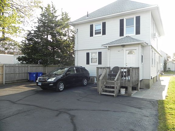 3rd image of 2 Edlie Ave #1