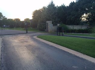 3567 Valley Creek Rd #15, Edmond, OK 73034