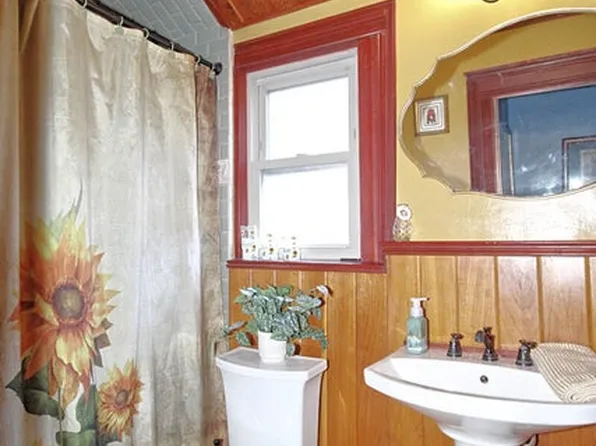 54 City Boulevard image 24 of 45