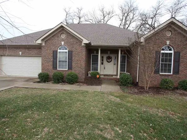2708 Pointe Ct, Bowling Green, KY 42104