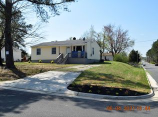 109 Viewbank St, Blackstone, VA 23824