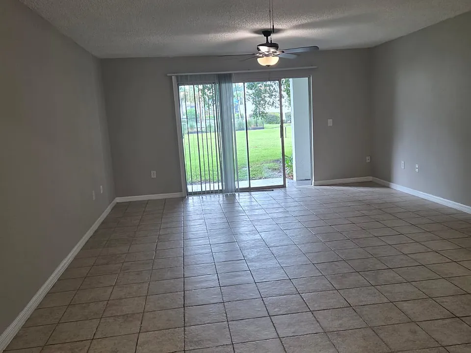 4203 S Semoran Blvd #4