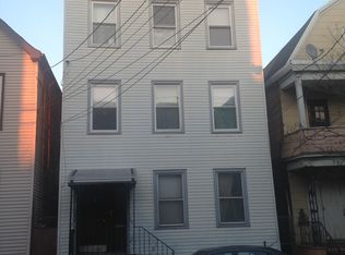 38 Hawkins St, Newark, NJ 07105
