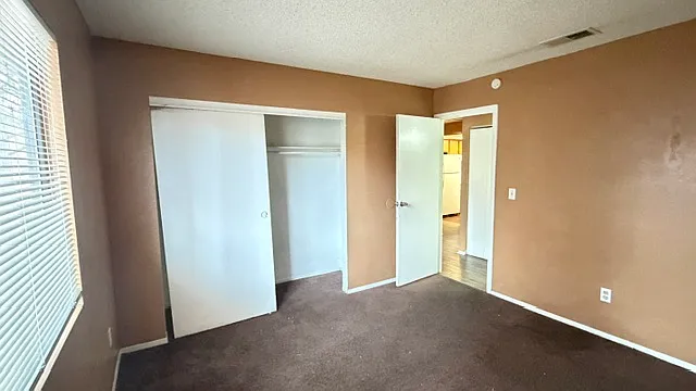 2 bed, 1000 sqft, $1,125 — Photo 3