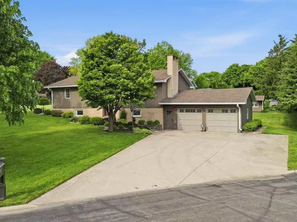130 Half Moon Rd, Wells, MN 56097