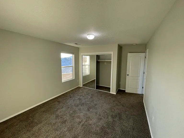 218 E Rose Lake Dr — Photo 12