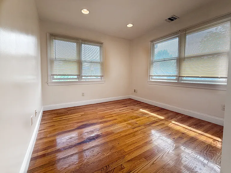 11 Willow Ln — Photo 18