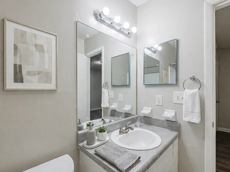 Premier Club Living Apartments in Union City, GA | Spacious Pet-Friendly Apartments Near I-85 — Photo 54