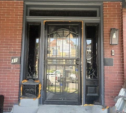 2nd image of 31 Stowe St