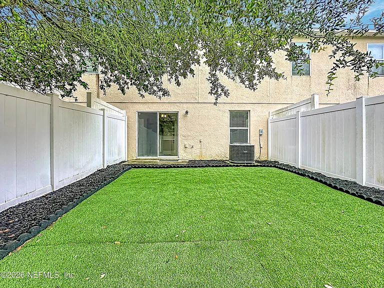 8224 Halls Hammock Ct — Photo 40