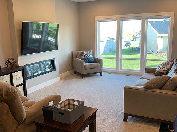 Living room, electric firepl