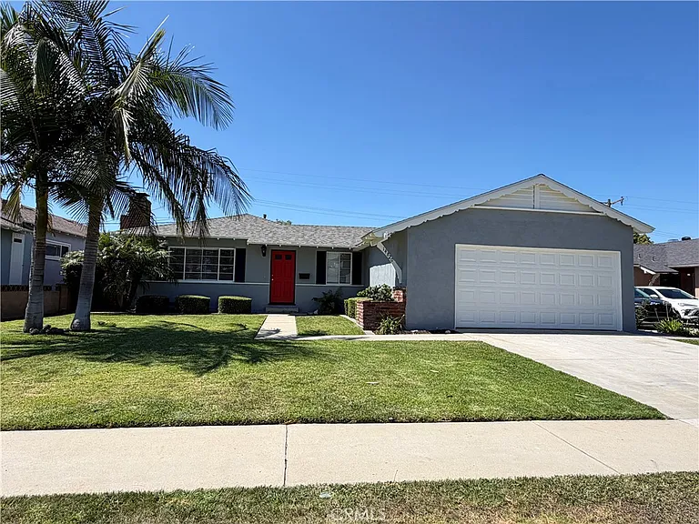 14820 Ragan Dr — Photo 2