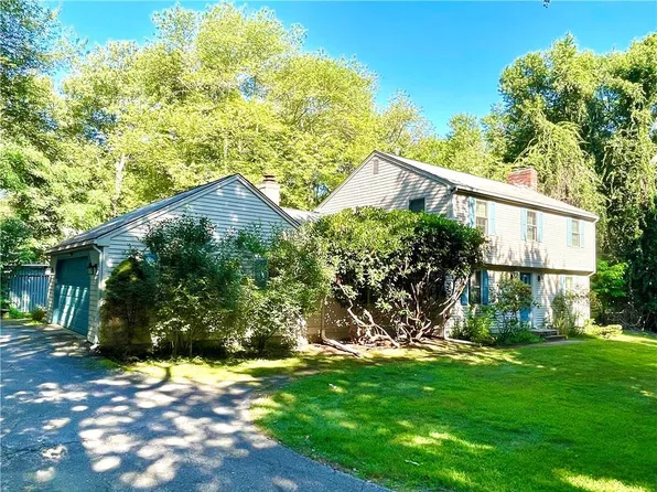 973 N Main Rd, Jamestown, RI 02835