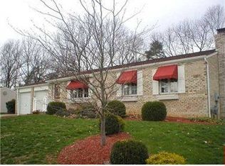 202 Princeton Dr, Aliquippa, PA 15001