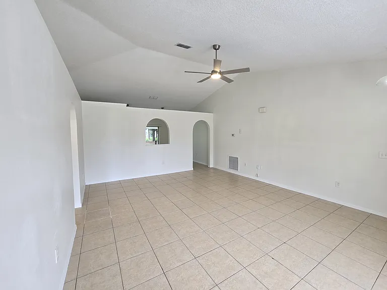 3572 SW Conibear St — Photo 8