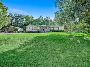 425 Knotty Pine Cir, Salisbury, NC 28146