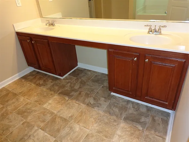 3661 Morinda Dr — Photo 17