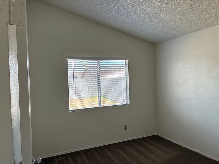 8208 W Columbine Dr — Photo 21