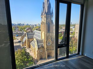 111 Bathurst St #810, Toronto, ON M5V 0M9