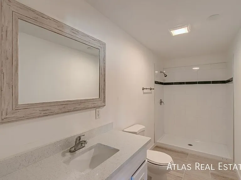3429 E Blanche Dr — Photo 9