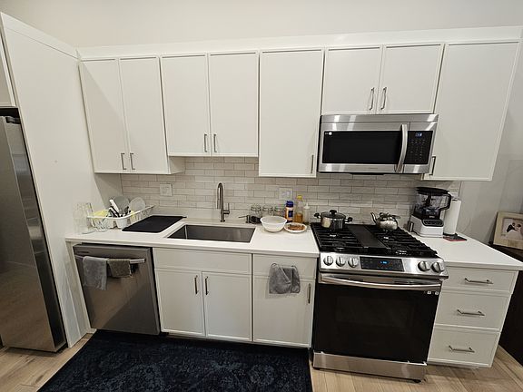 4th image of 9 Everett St #6A