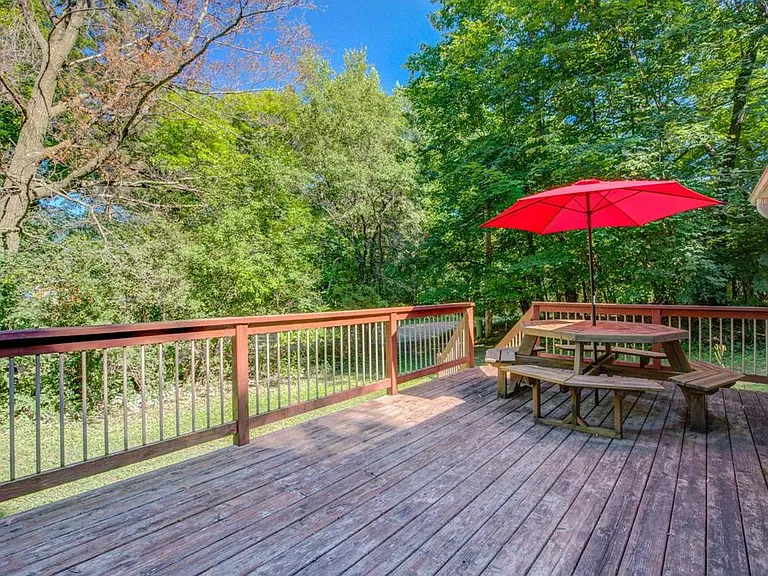 Front deck
