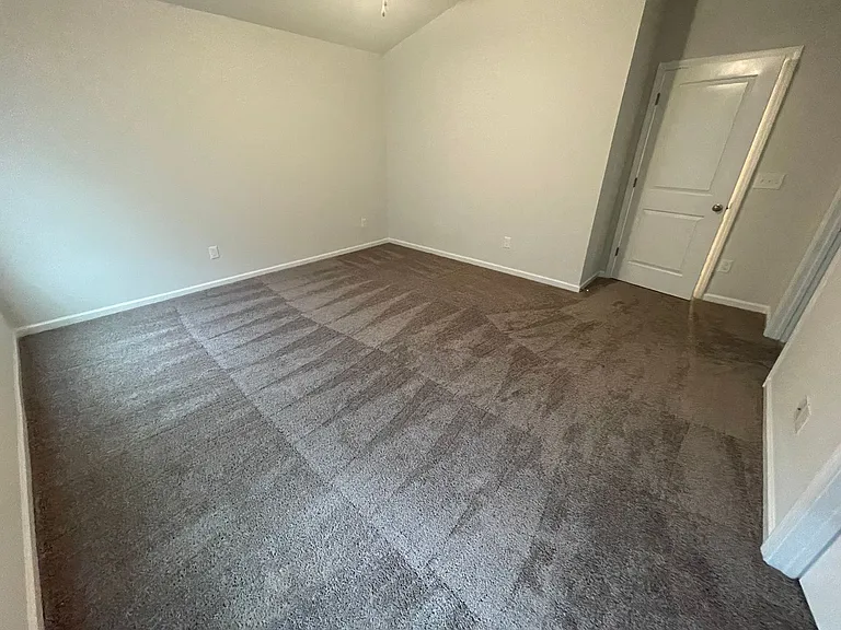 2237 Trakand Dr — Photo 2