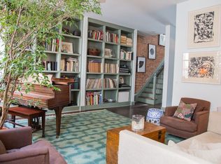 3 Minetta Ln, New York, NY