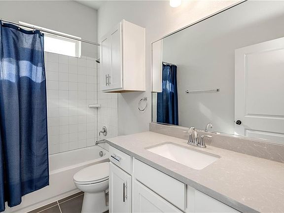 5th image of 15312 Cinca Terra Dr