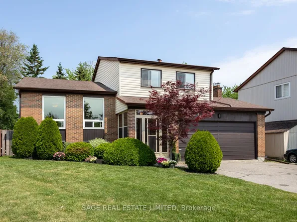 34 Carter Cres, Whitby, ON L1N 6C4
