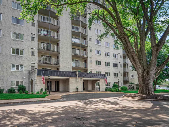 600 S Cullen Ave APT 907, Evansville, IN 47715