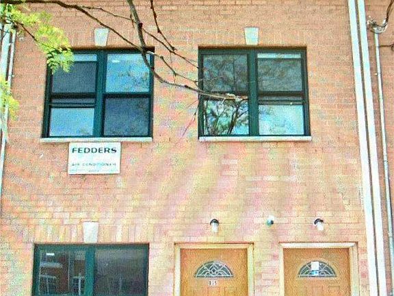 3rd image of 935 Fteley Ave