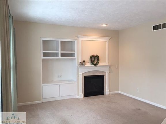3rd image of 461 E Anhinga Dr