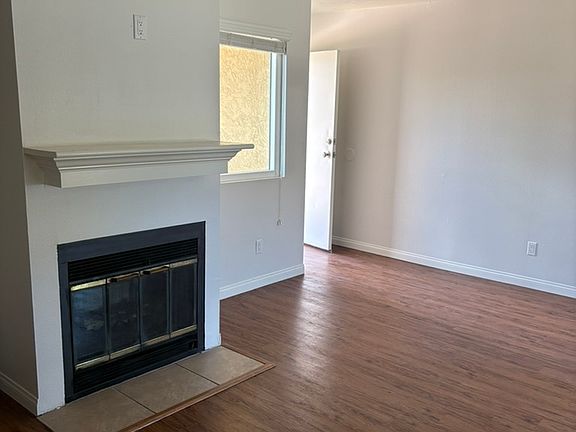 3rd image of 3805 Boundary St APT B