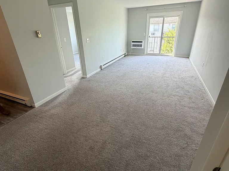 115 Short Beach Rd #307 — Photo 6