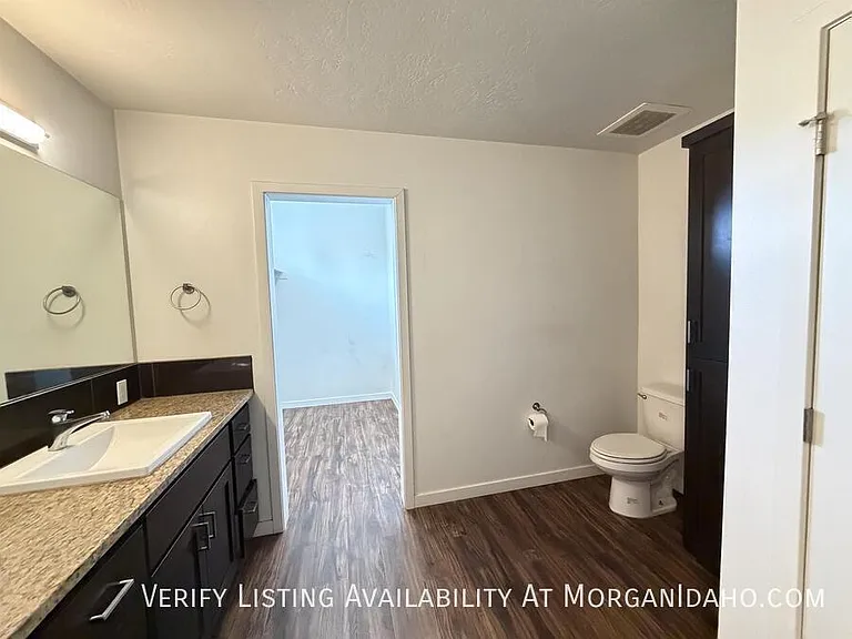 3724 S Eckert Rd #201 — Photo 8