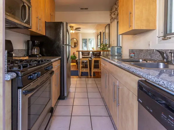 434 Fir St, San Diego, CA 92101