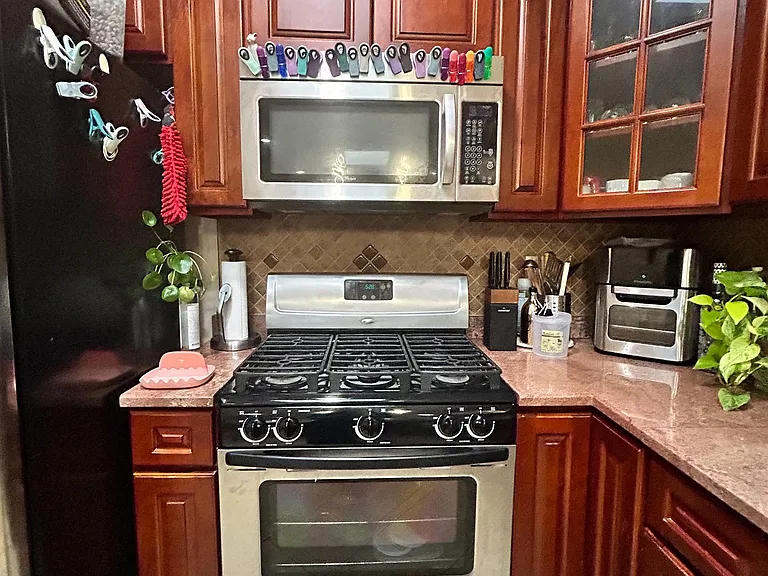 41 Wright Ave #2 — Photo 23