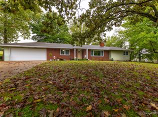 1104 Cedar Avenue, Cabool, MO 65689