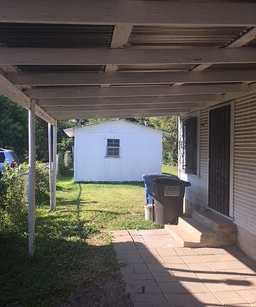 5th image of 1722 W Laurel St