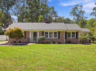 318 Elizabeth Dr, Greenville, SC 29615