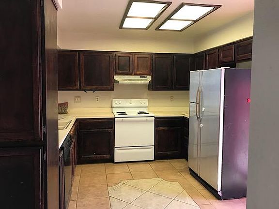 5th image of 8421 Sunblaze Way