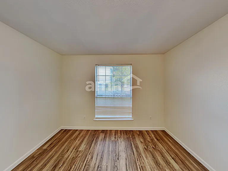 3453 Newgate St — Photo 12